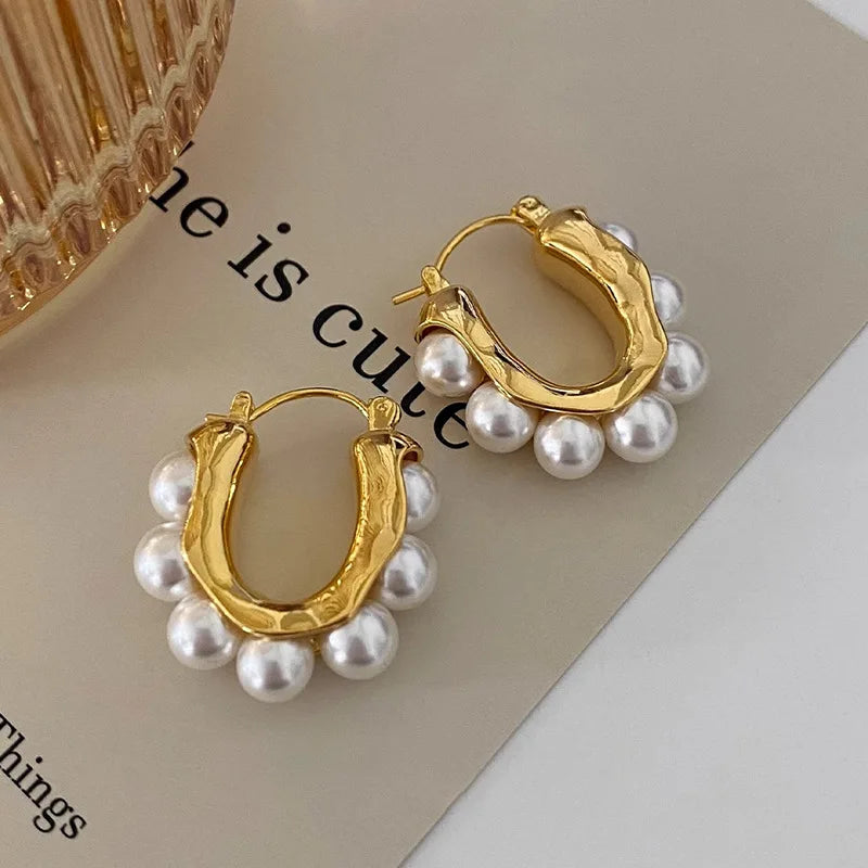 Sara Pearl Hoop Earrings